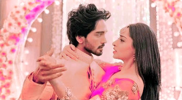 huesxvibes's tweet photo. Intense romance 💒
@niyati_fatnani @harsshrajput 
.
.
#harsh #harssh #harsshrajput #niyati #niyatifatnani #niyarsh #piansh #piyansh #nazar #daivik #davansh https://t.co/zJ0yEcg3X8