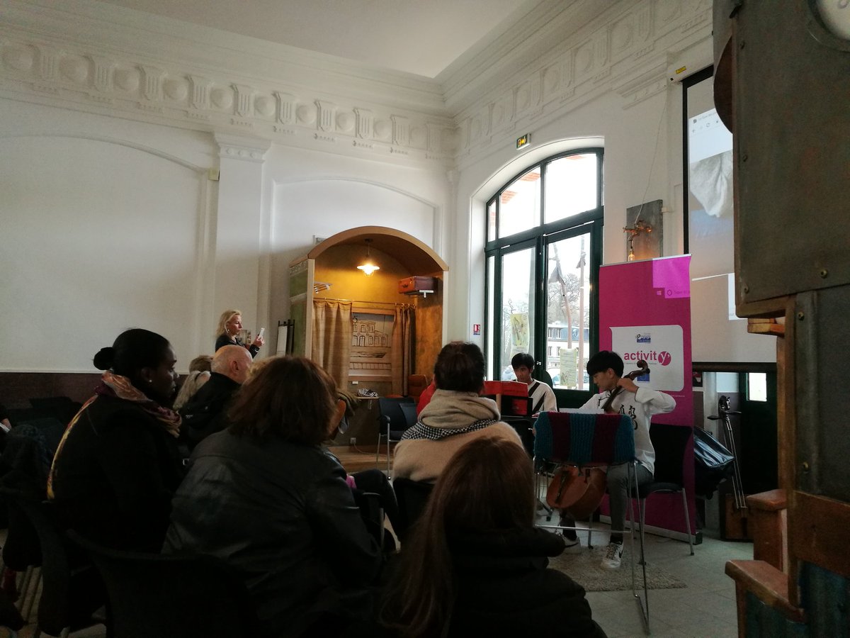 Bui_Frederic's tweet photo. Le quai des possibles à la gare de Saint Germain en Laye, un espace de co-working pour co-créer le monde de demain ! #lequaidespossibles #conference #coworking #saintgermainenlaye #concert #ESS https://t.co/phvWrAoTUe