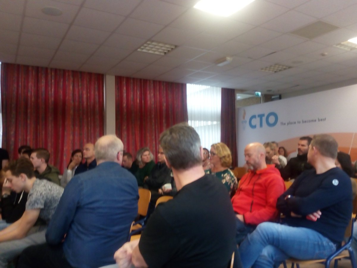 Vandaag aanwezig bij infoochtend waterpoloacademie Eindhoven jaargang 2003 #talentontwikkeling #realistisch toekomstperspectief <a href="/KNZBned/">KNZB</a>