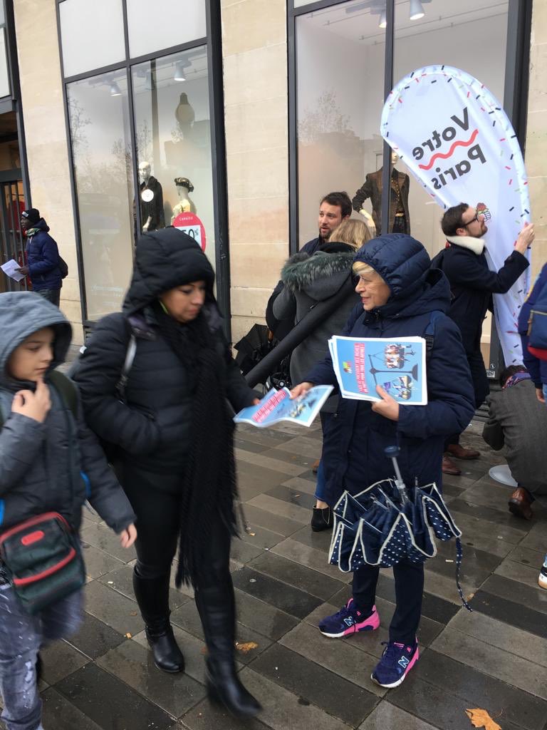 PSParis11e's tweet photo. Forte mobilisation avec le @PSParisCentre et @PSParis10 pour @VotreParis autour de @RemiFeraud place de la #République https://t.co/K9EMj5ENxS