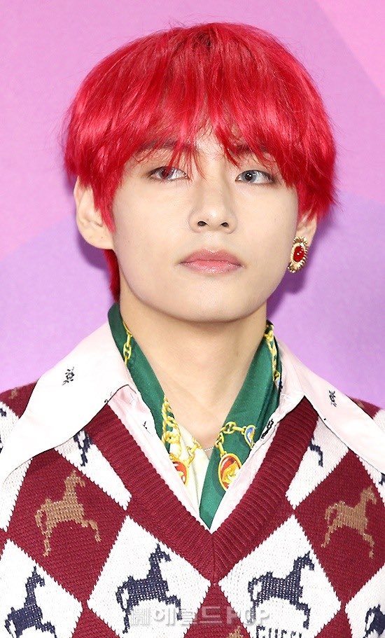 V - Kim Taehyung on Twitter: "Ok. Yall know we're still