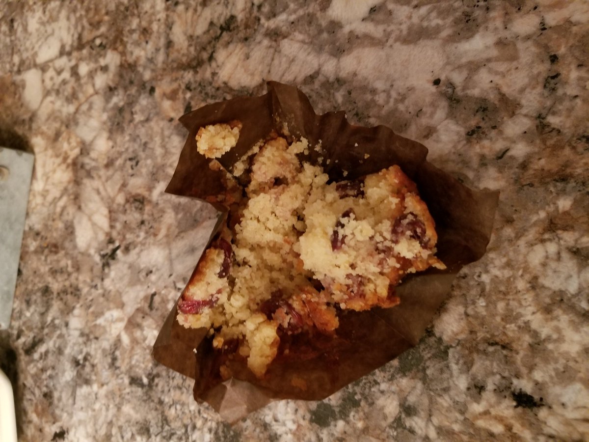 TechCoachLaura's tweet photo. Returning home from @VASCD 18, I paused to reflect (like others) on my learning experience. Was it worth my cost &amp; travel? Then I reached into my bag and pulled out one last well-preserved forgotten nugget. That would be a resounding YES! #VASCD18, thank U for another great year! https://t.co/fXyWgAHf6O