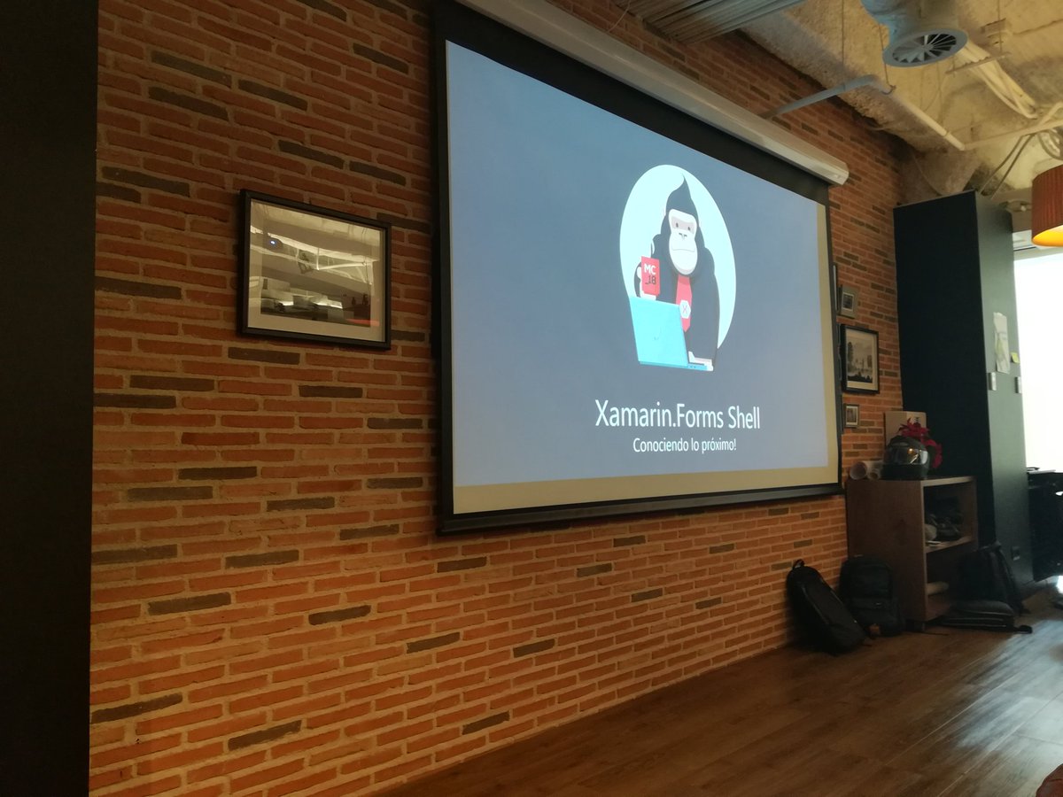 Aless_Gragera's tweet photo. Xamarin forms shell @monkeyconf2018 #monkeyconf18 https://t.co/UsImFHOQ6p