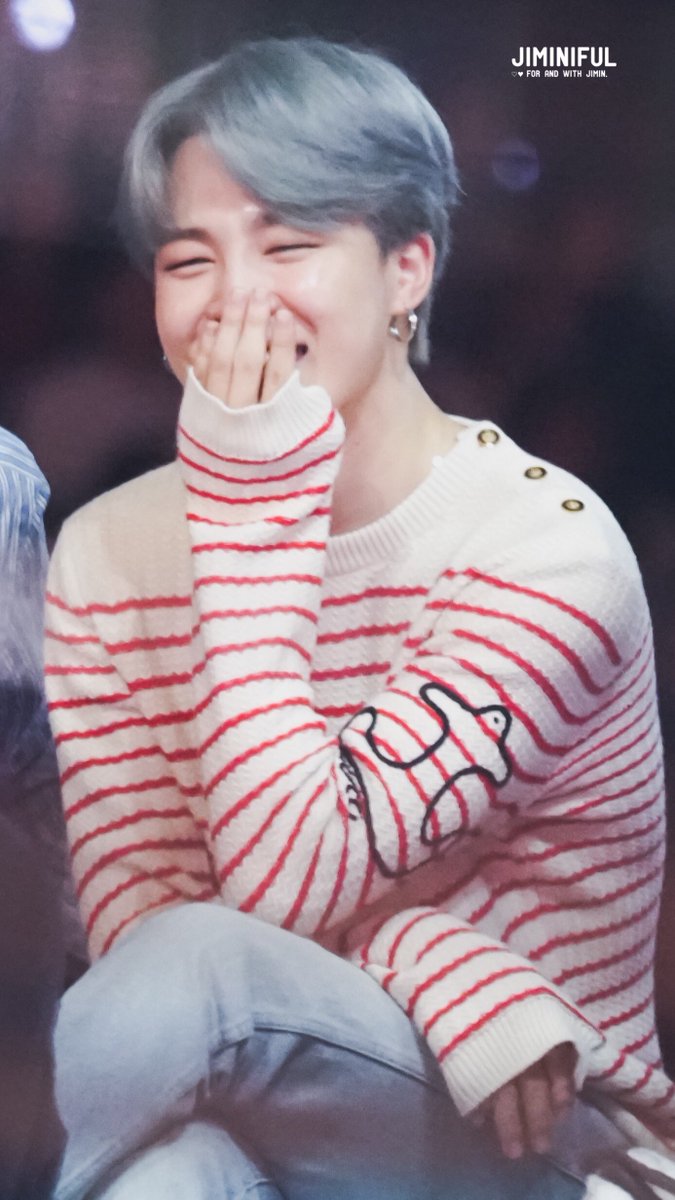 jiminiful's tweet photo. 181201 MMA #JIMIN
posture + gaze. 

#지민 #방탄소년단 @BTS_twt https://t.co/gZiOmgKLud