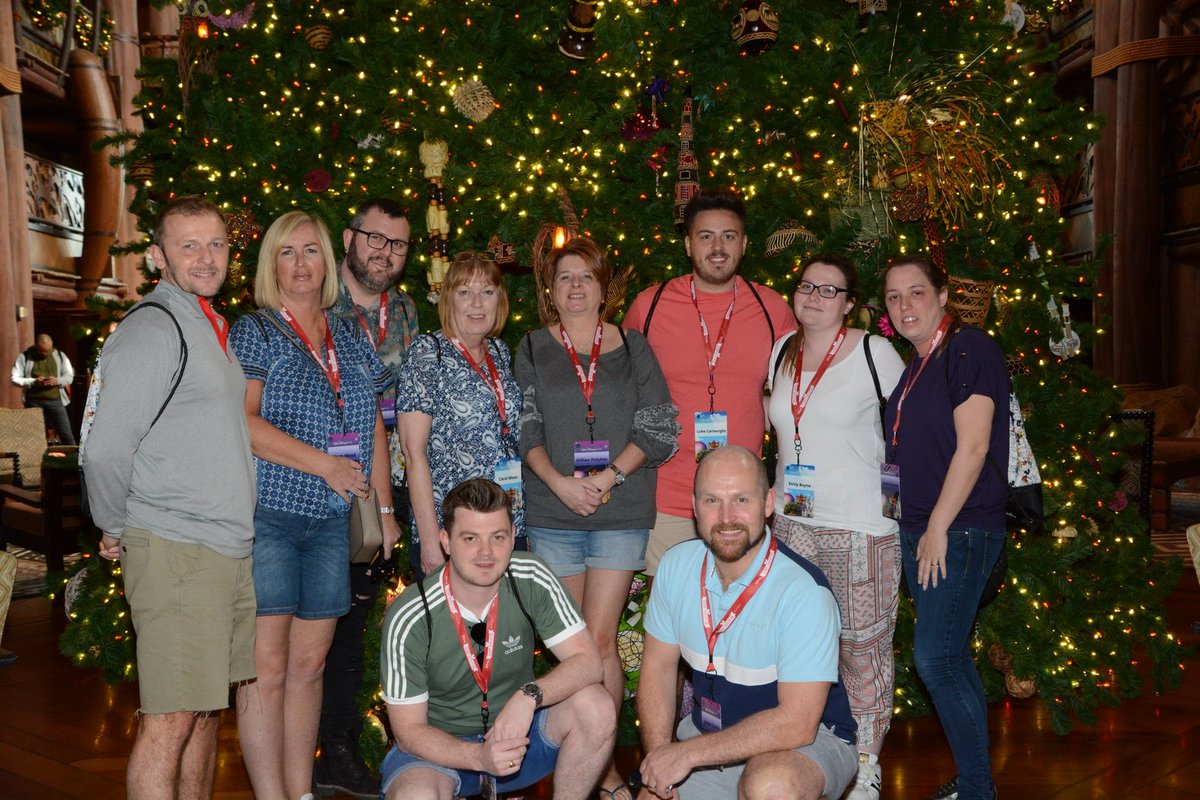 CartwrightTrave's tweet photo. Great day 1 and amazing day 2 with the visits to Hollywood studios and Epcot @WaltDisneyWorld what a place!. All ready for day 3! #GlobalVIP https://t.co/7rOrpWDAkm