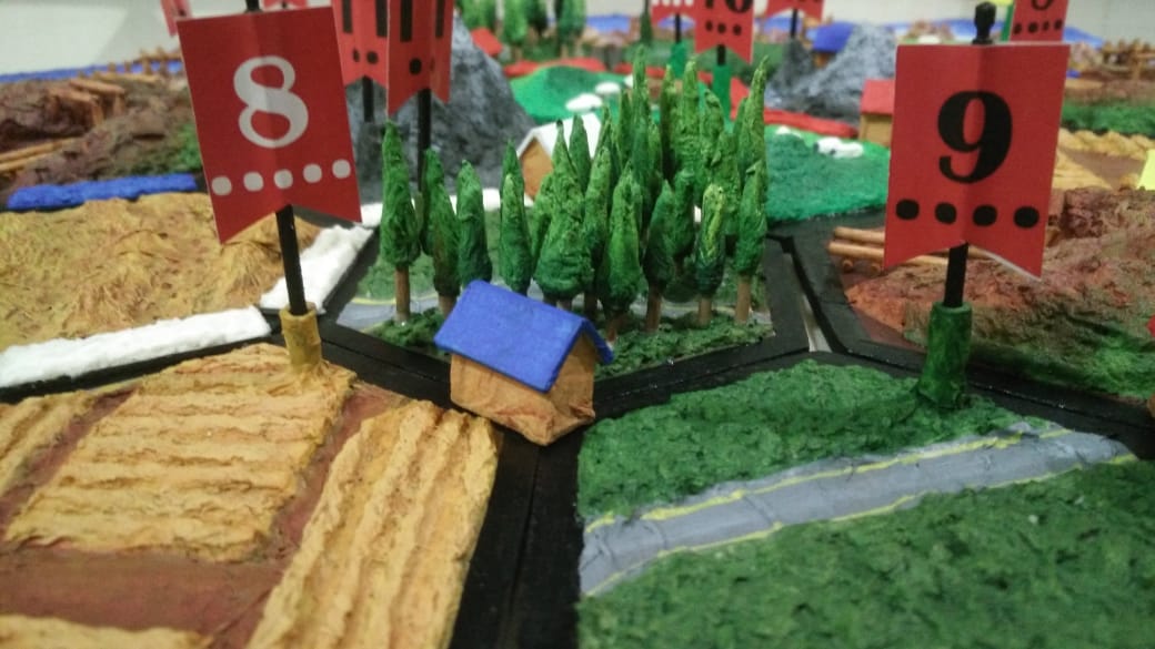 meeplesindia's tweet photo. 3D Catan by the incredible @amitghadge. @aamir_khan @aliaa08 your favorite board game now in 3D. Only at #MeepleconIndia2018. https://t.co/SVJRtDRAQR