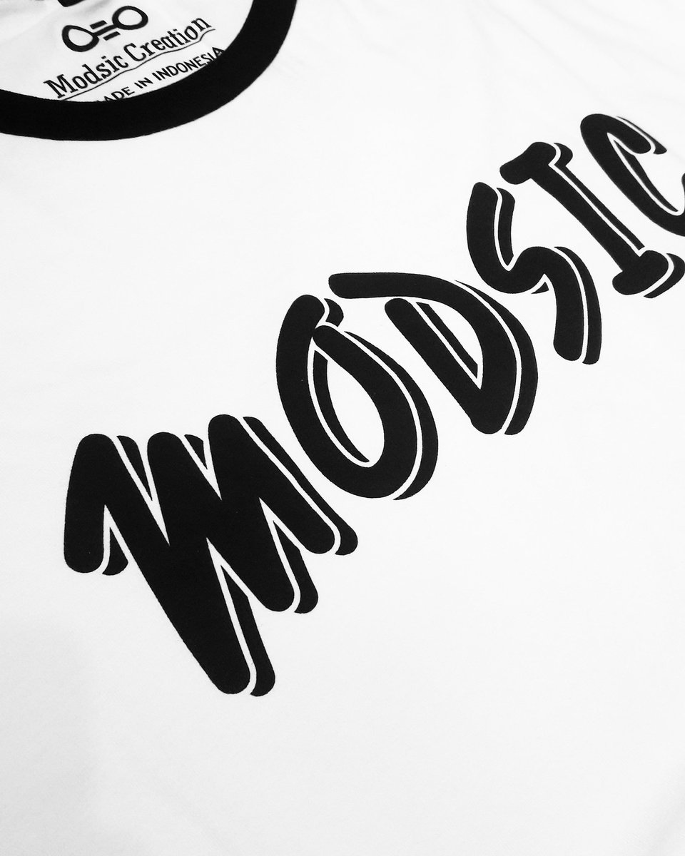ModsicCreation's tweet photo. Here's the closer look for one of our first drop๐ฅ.
.
.
#modsic #mdsc #brandindonesia #localbrand #clothing #tshirt https://t.co/7C1q3GEBQl