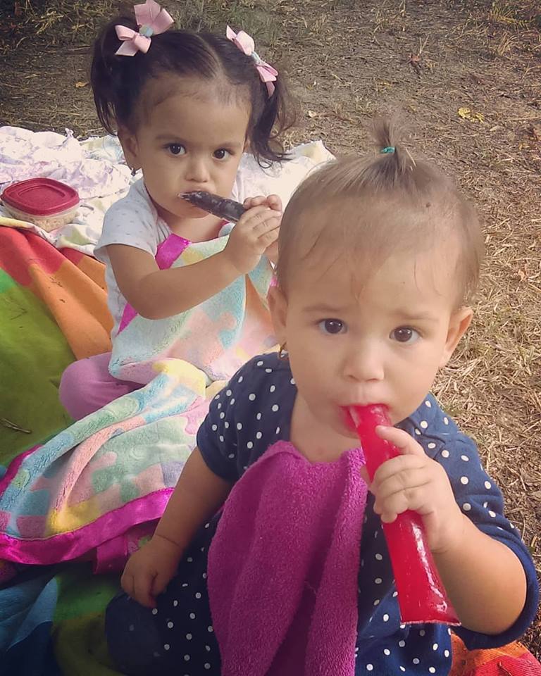 guarairaR's tweet photo. Una tarde con la amiguita Ivanna ♥ #ParqueTime #ParqueDelEste  @wilgirl26 Que divertido... 🥰😳 Que se repita la mia... 😎 https://t.co/ReEnGWKVx8