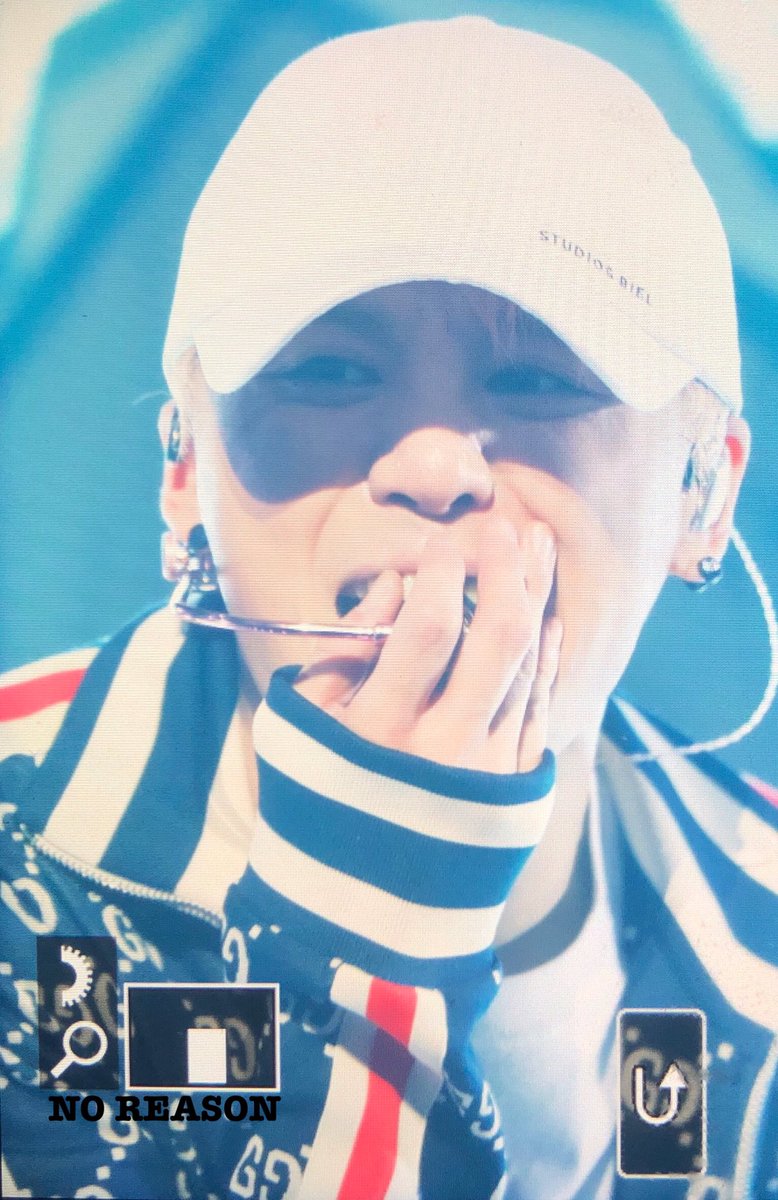 NoReason1215's tweet photo. 181201 WAY BACK XIA #준수 #시아준수 #준수 #JUNSU #XIA https://t.co/mBzo3h2rIM