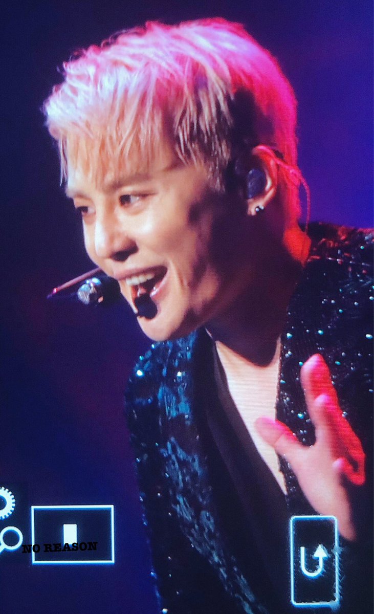 NoReason1215's tweet photo. 181201 WAY BACK XIA #준수 #시아준수 #준수 #JUNSU #XIA https://t.co/mBzo3h2rIM