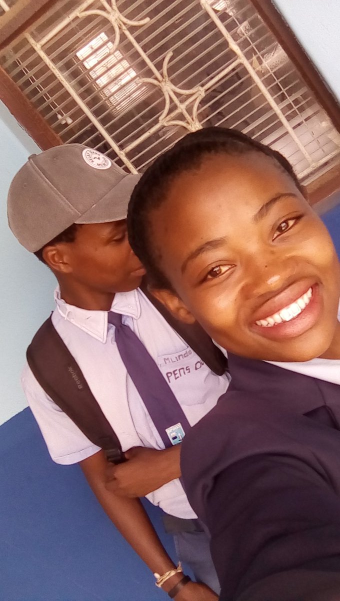 MLINDOCSA_42's tweet photo. Last day in school https://t.co/NQ6yrjIdYb