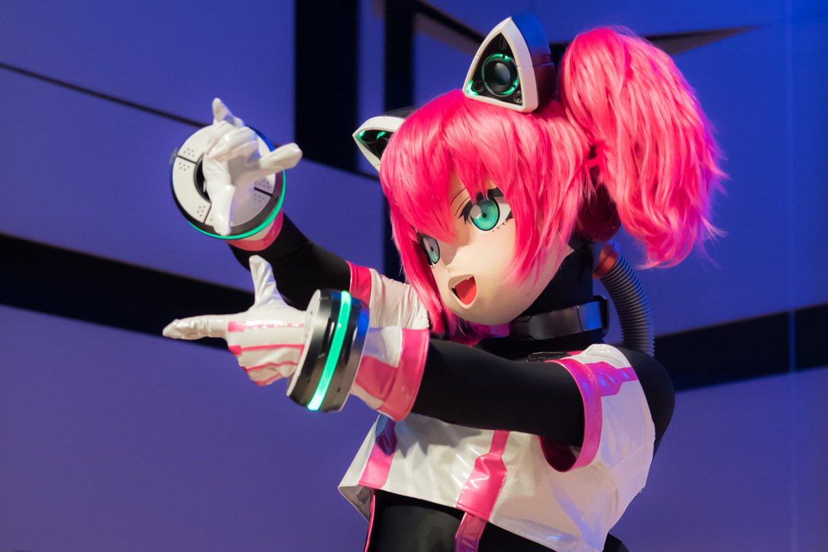 baron_shimapam's tweet photo. #RINFES2 のおもひで
ミクさんの等身大フィギュア感(*´ω`)カワユス
レヴィさん、見た目と性格が黒猫さんで、髪色は天使ちゃんで声は花澤さんです(*´ω`)スゴクハナザワサン
#Casys https://t.co/zcZclLkqEc