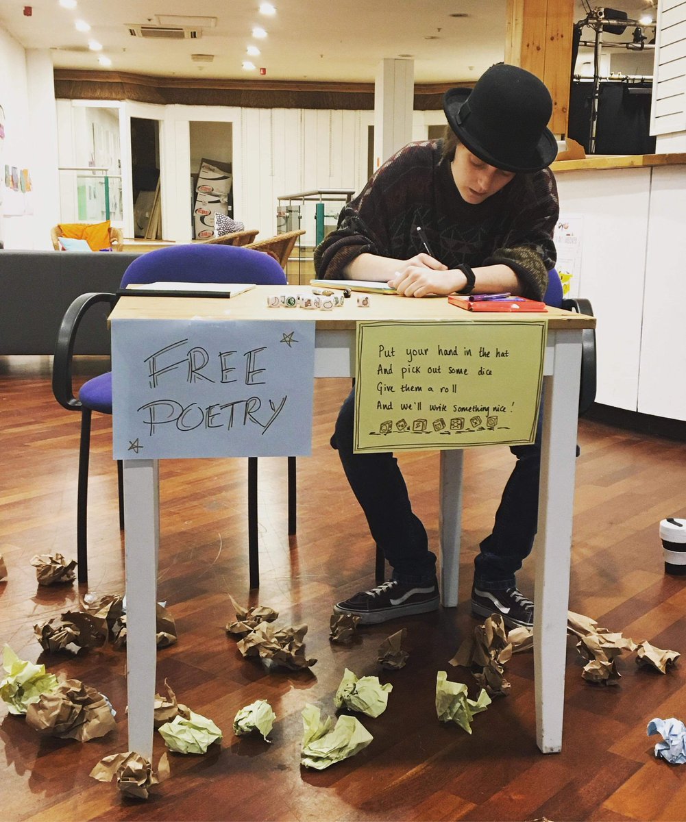 We are hanging out at @WeAreZooCo's Theatre On The High Street all day, writing poems! Come see us a we'll write you a poem, or say you a poem, or... Poem....

#wordsmiths #poetry #sillinessisimminent