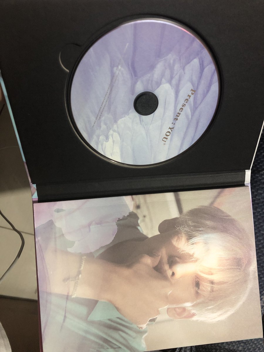 nefelibatuan's tweet photo. @GOT7MarketPH HELP RT
WTT
HAVE: 2 Bambam Photobook (VERY GOOD CONDITION)
WANT: JB, JINYOUNG, MARK, YOUNGJAE or GROUP Photobook
LOC: PH🇵🇭
MEET UPS: SM MANILA, SAN LAZARO, MASINAG, MARIKINA, CUBAO
#GOT7 #GOT7PresentYou #PresentYou https://t.co/mJWWLIFpZP