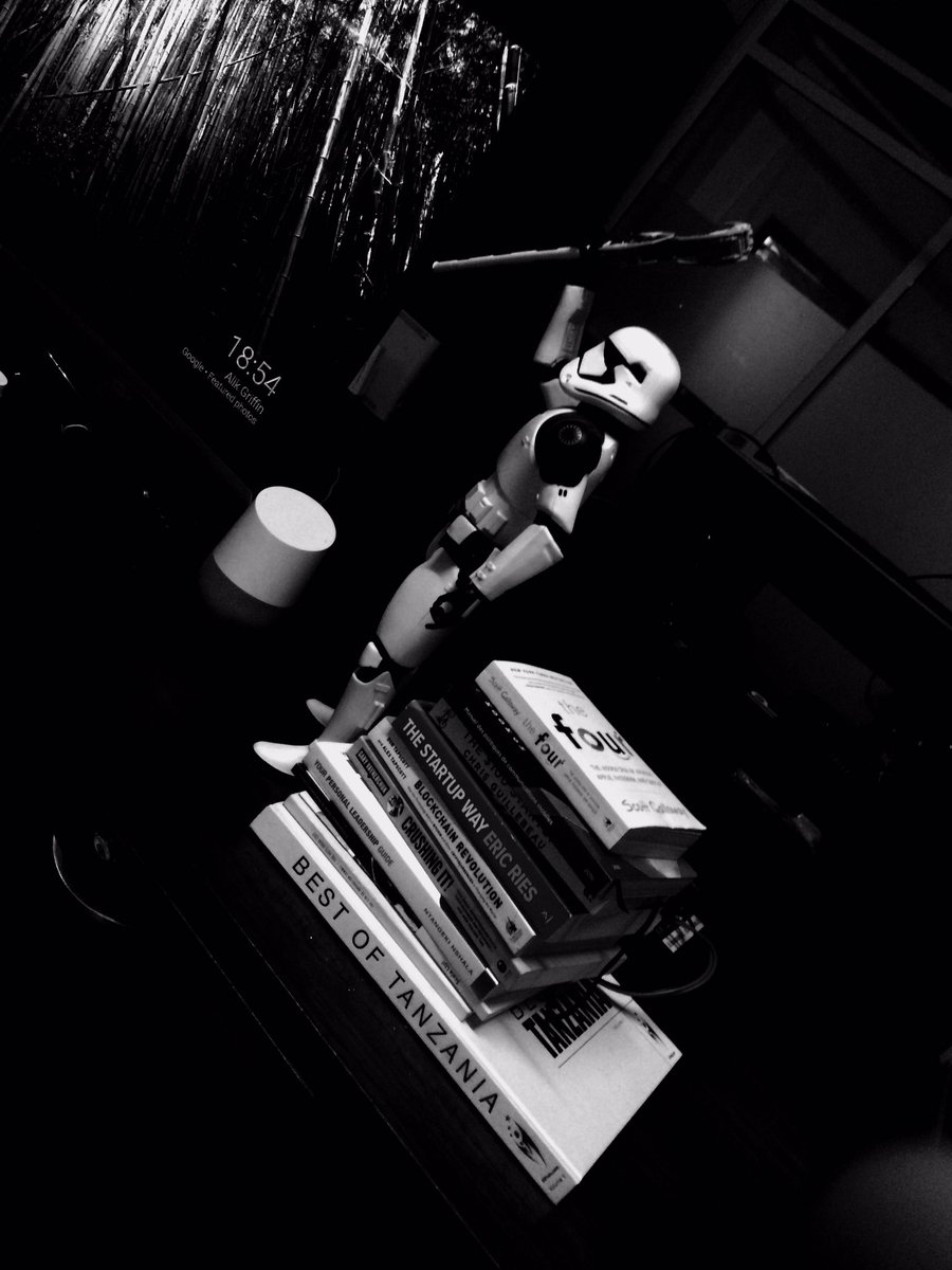 johnalfred853's tweet photo. In the darkest place we find ourselves and a little light is all we need ~ master Yoda
#MasterpassQRHackathon #hub255 https://t.co/btMZ9vaD6P