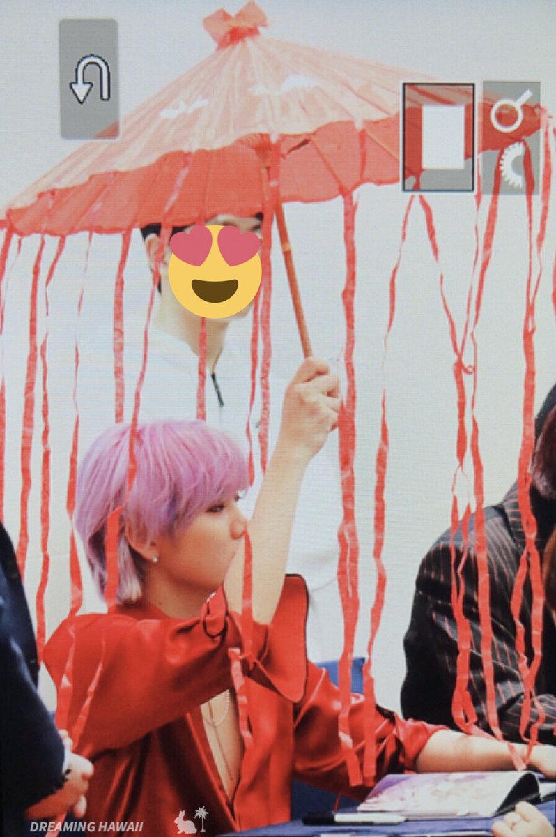 dreaminghawaii_'s tweet photo. 181201 #렌 #최민기
단 한 폭의 풍경같아💜💜💜 https://t.co/FVmGj8rkKx