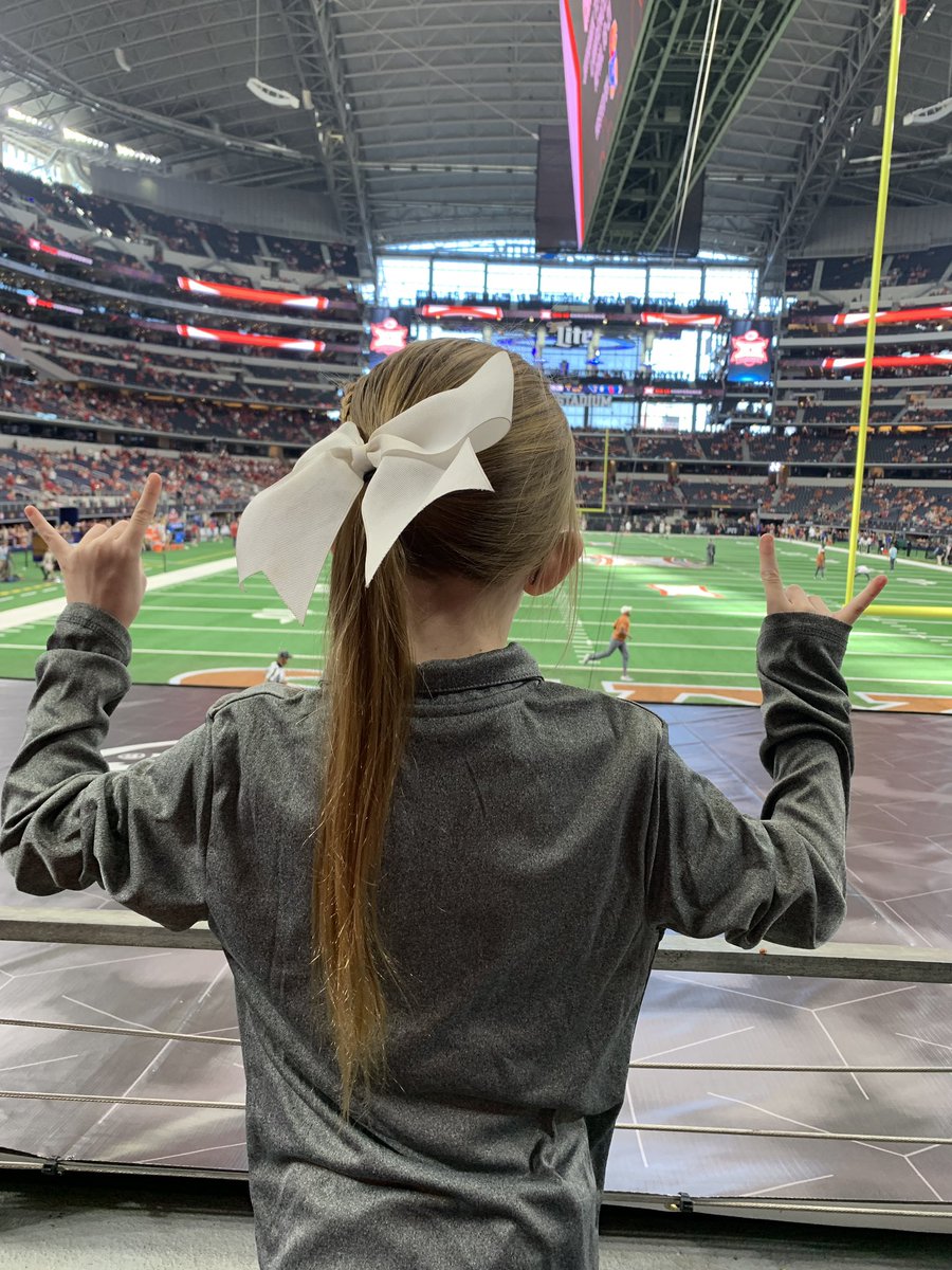 Teach them young #TexasFight #Big12Championship