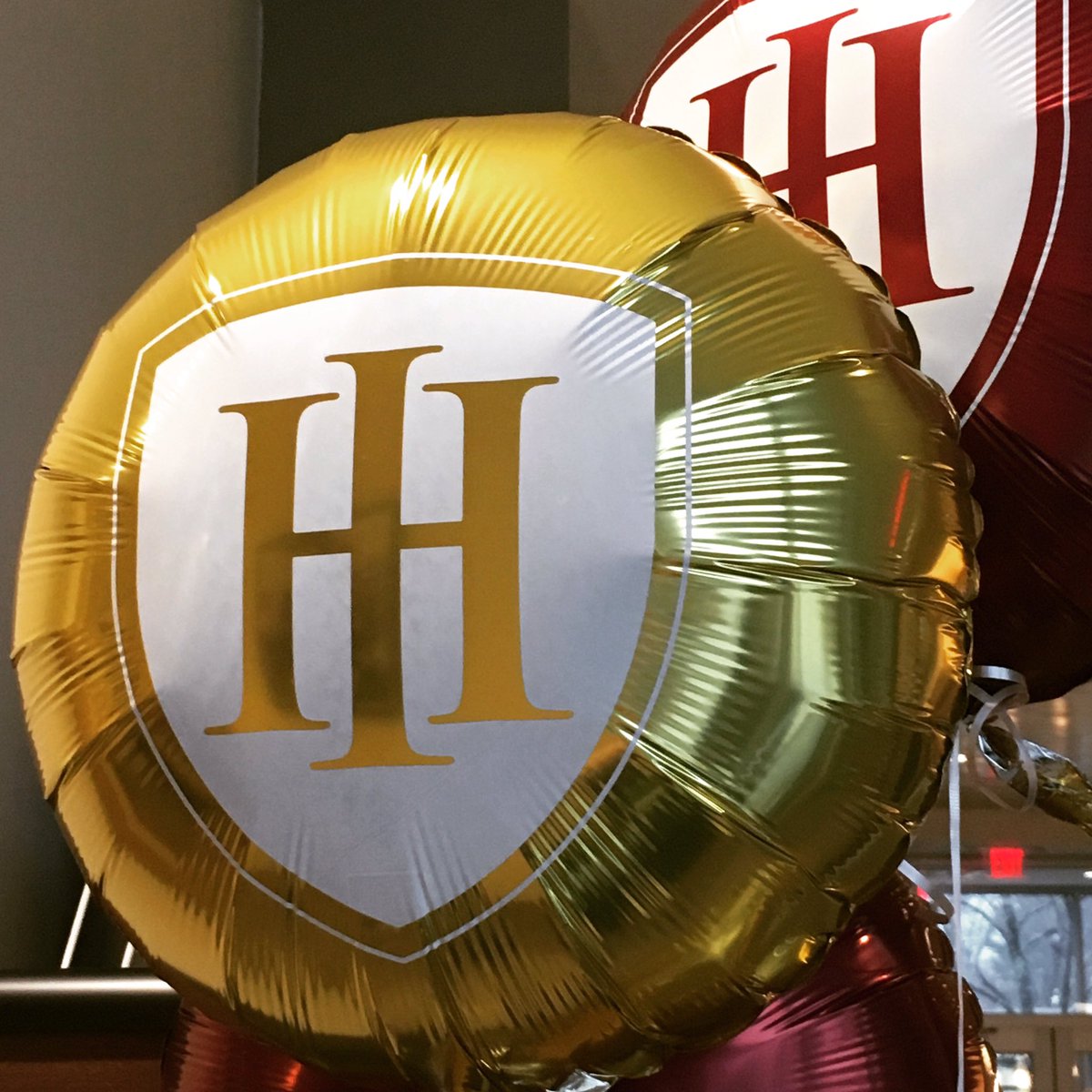 HIESbears's tweet photo. HIES All-School #OpenHouse2018 is underway with hundreds of prospective families in attendance! #HIESopenhouse #hiesbears https://t.co/VIci7aKdqA