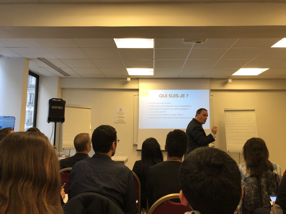AdrienJannel's tweet photo. Avec @michelpoulaert au MASTERCLASS «L’école des conférenciers professionnels » 

#PresidentGagnant #BusinessSport @AdjanConsulting https://t.co/Rxy0YEPJLr