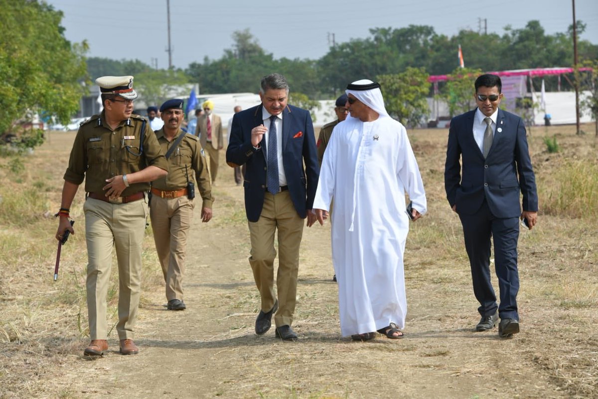 SVMahurkar's tweet photo. #IFSDMS First international students passing out parade for 12 week #firefightersfoundation course sponsored by #SCIPCO #AbuDhabi #NowWeTrainInIndia #Vadodara @narendramodi @rajnathsingh @AmitShahOffice @dpradhanbjp @mpvadodara @UdayMahurkar @AnilShiroleBJP @SidShirole https://t.co/dCMbSM5ACE