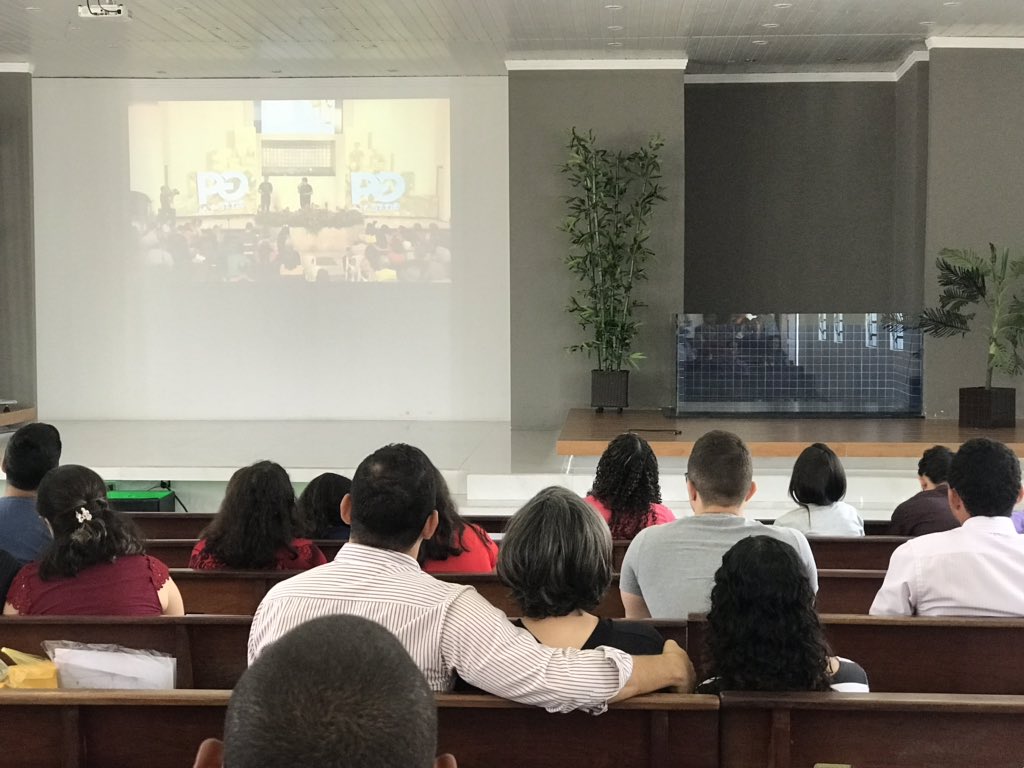 Estamos conectados na Igreja do Jardim Panorama - Caruaru com esse pastorzaço <a href="/prolivaldo/">Pr. Silvestre</a> #pgmystyle #bençãototal @adventistaspernambuco