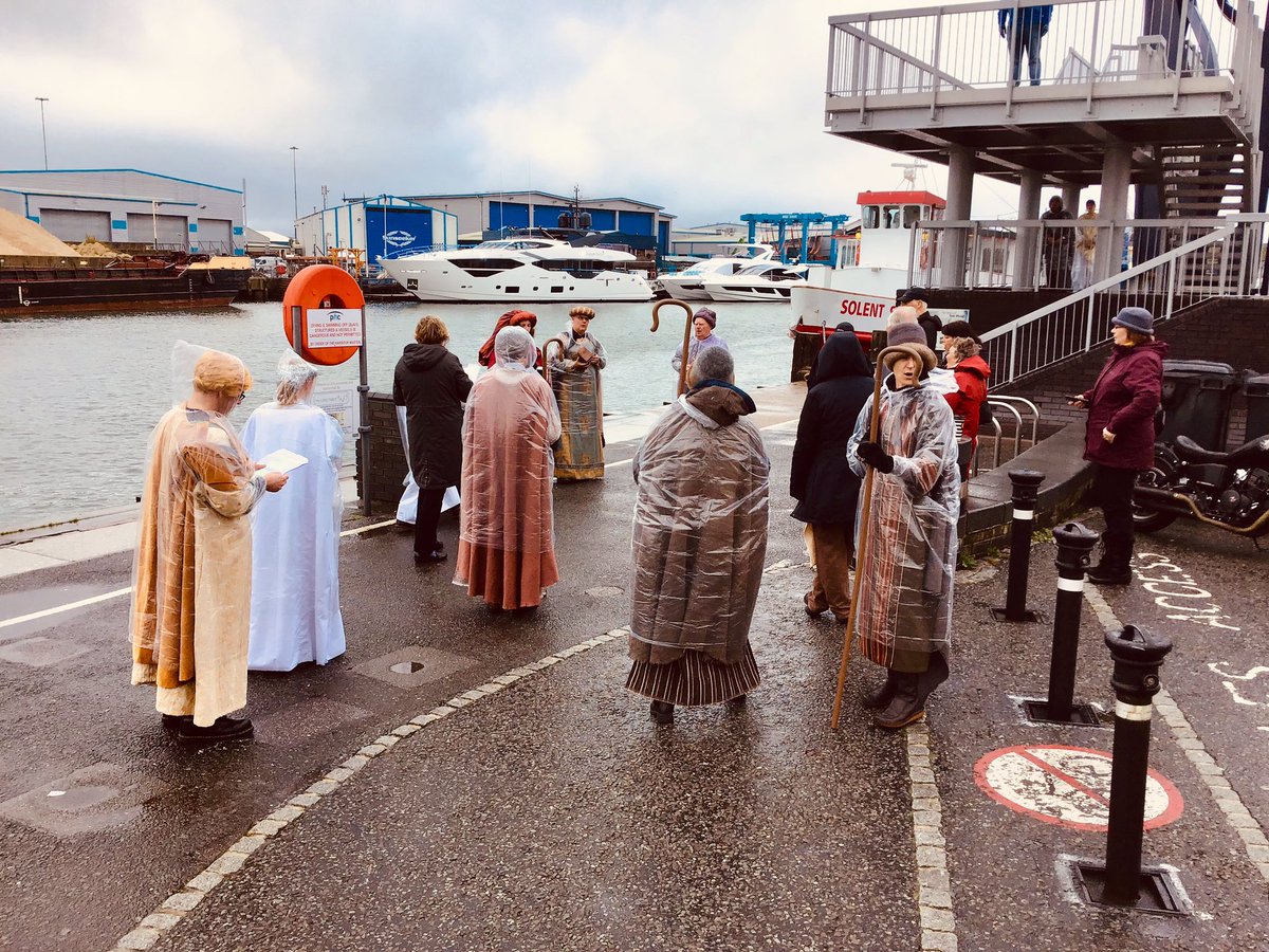 Now we don’t want to give too much away, but here is a little sneak peak from our dress rehearsal this morning. Get you your tickets whilst you still can! Poolequaynativity.co.uk @more_poole @BIDPoole @BoroughofPoole @WhatsOnInPoole @LightUpPoole @PooleWellbeing @DioSalisbury