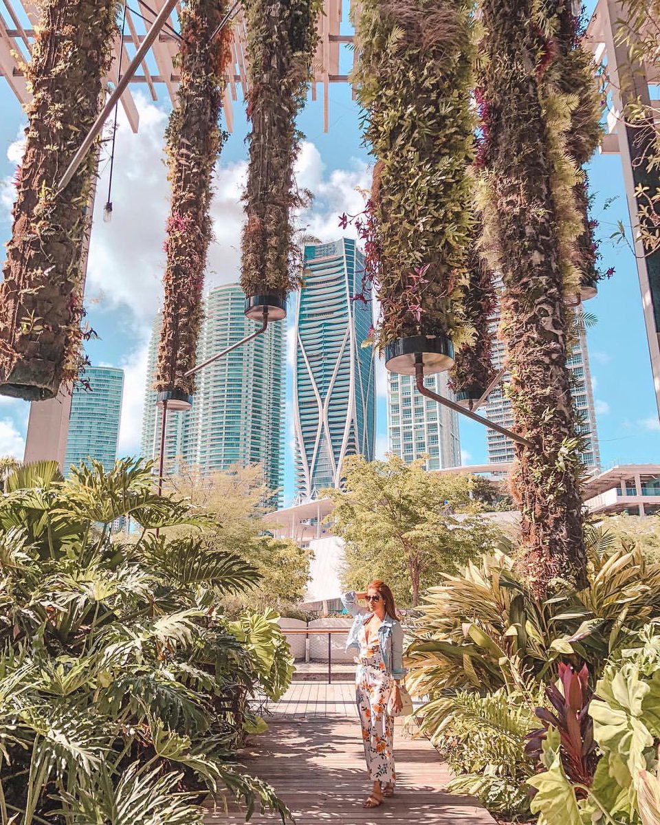 MEMiamiHotel's tweet photo. Experience unique art, architecture and hanging gardens at @pamm , just across Biscayne Blvd.
Photo: @marcelladidonato https://t.co/SCJgYL1pHa