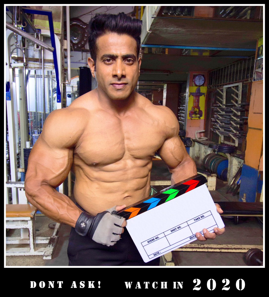 Team_SakarRaut's tweet photo. DONT ASK QUESTIONS! WATCH IN 2020 #SUHASKHAMKAR #arthstudioz #saramotionpictures #goldenpetalsfilms #samruddhimotionpictures #dreamangelworld #fitness #fitnessgoals #motivation #biopic #fitindia #humfittohindiafit #motivation #mrasia #mrindia #mrworld #olympia #gym #workout https://t.co/kSUO7jwAFD