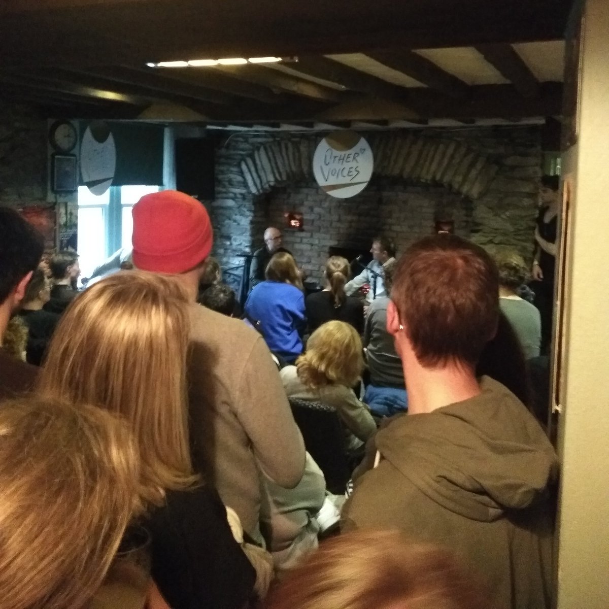 hellobanter's tweet image. Already not a seat to be had here at Foxys. Up first, Brexit whisperer Tony Connelly: the only person in the EU who knows what&apos;s going on.