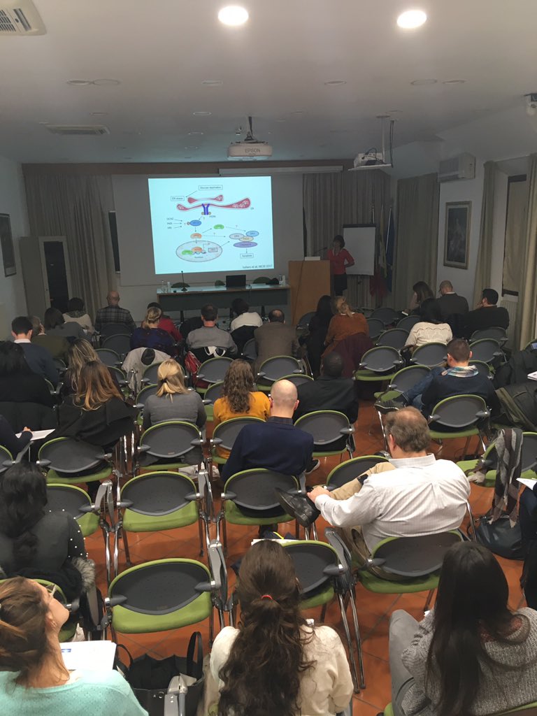 EtnTransmit's tweet photo. @apoptosislab Lecture closing the Course in Cancer Metabolism.
#networking #Training #CancerMerabolism #TRANSMITers https://t.co/EdkrxnjCrn
