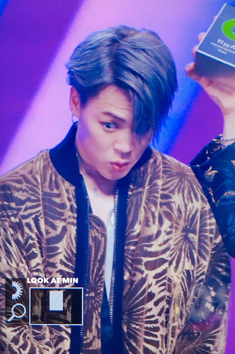 lookatmin1013's tweet photo. 181201
#JIMIN 
#방탄소년단 
#BTS⁠ ⁠⁠ ⁠⁠ ⁠⁠ ⁠⁠ ⁠⁠ ⁠⁠ ⁠⁠ ⁠⁠ ⁠⁠ ⁠⁠ ⁠⁠ ⁠⁠ ⁠⁠ ⁠⁠ ⁠⁠ ⁠⁠ ⁠⁠ ⁠⁠ ⁠
@BTS_twt https://t.co/cdvVtB1Wby
