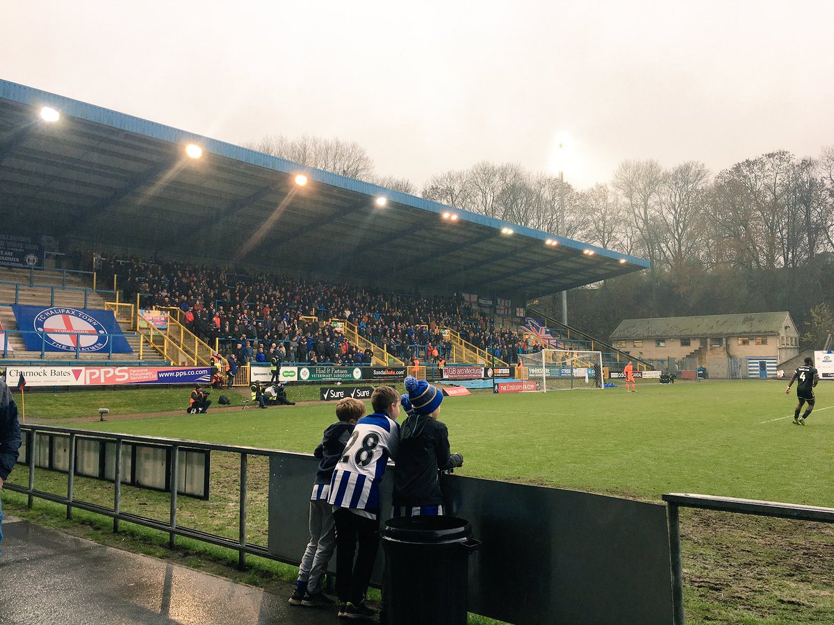 samnorman05's tweet photo. @FCHTOnline 1-3 @AFCWimbledon
ATT: 2,444
B Purrington (42)
A Wordsworth (75)
J Pigott (75)
—————————————
J Hanson, OG (85)
#FACUP Second Round.
#GROUNDHOPPING #GROUNDHOPP #AFCW #HTFC #LIMBSAOTS #DONS #SHAYMEN https://t.co/zkgZDLjry7