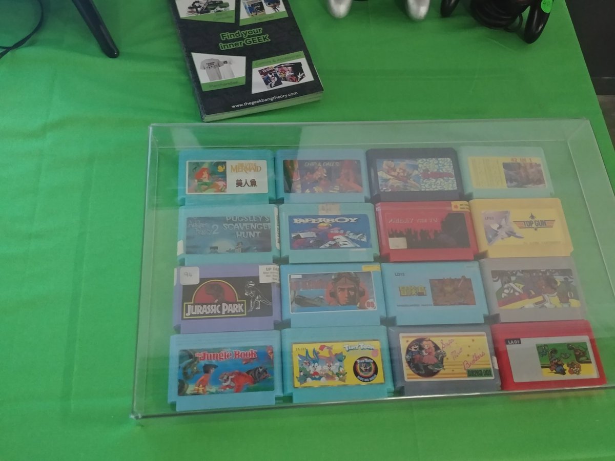 Gedaffa_Koff's tweet photo. I'm always on the gaming section at Comic event 😂😂😂 #ComicEx https://t.co/wPoMhMCfi4