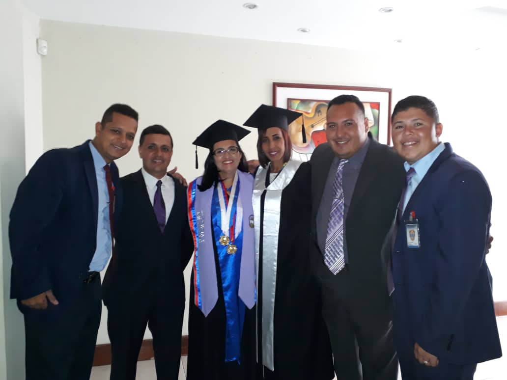 CicpcAcademia's tweet photo. @UnesCarabobo  @DouglasRicoVzla @PRENSACICPC @gralcacioppo @dominguezjo21  Acto de Grado Licenciados proceso II-2015 y Técnico Superior Universitario II-2016, de los Procesos Nacionales de Formación Servicio de Policía, Investigacion Penal, Ciencias del Fuego, Protección Civil. https://t.co/PXZbL05ESA