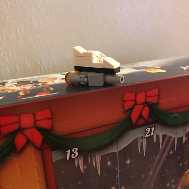 MommaCalm's tweet photo. My kids opened their first advent door in their LEGO set today. They were so excited. It’s official, December is officially here and the Christmas season has begun. #legoadventcalendar #decemberfirst #christmas🎄 #thecalmmomma #christmaswithkids https://t.co/8EqoZjkZpo https://t.co/9HXojuQ2CW