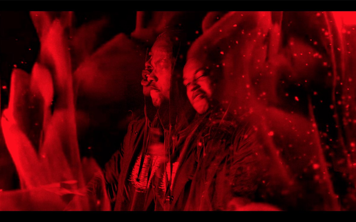 sffrvr's tweet photo. Before the year is out you will have a Straightface Forever visual for ‘HOLY WATER’ and one more push to spread the EP that’s out. It’s been a wild journey and I can’t that you all enough. 2019 will be a monumental year. New album. New partnerships. New... genre? https://t.co/zNqQaHZvQW