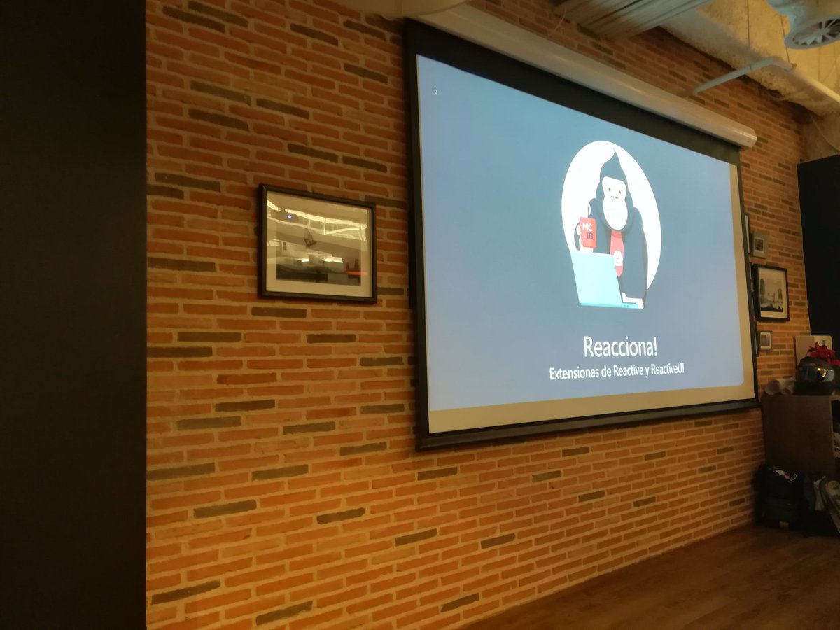 Aless_Gragera's tweet photo. Reactive and ReactiveUi @monkeyconf2018 #monkeyconf18 https://t.co/PhWlN4D0HV