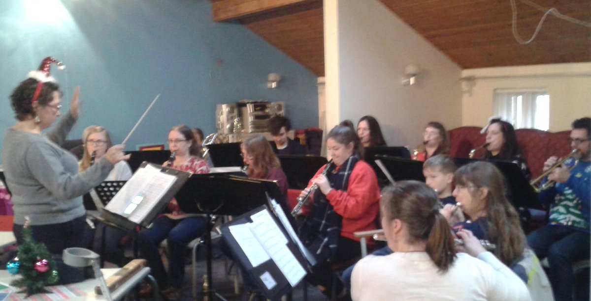 Burley_Top's tweet photo. Performing for you now: Tutti community concert band. At Burley Greenhow Centre. Come in out of the rain! https://t.co/9GRBfLFicD