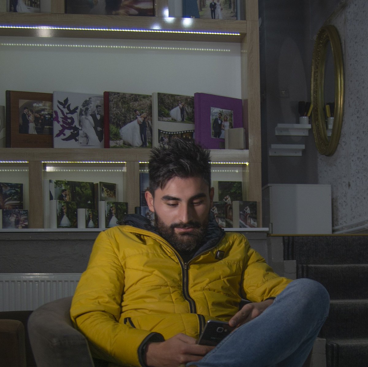 Umutsuz değilim de pek halim kalmamış gibi...