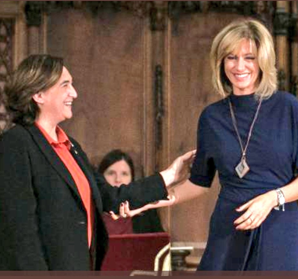 Hi han imatges que fan perdre una alcaldia.

#FrauColau