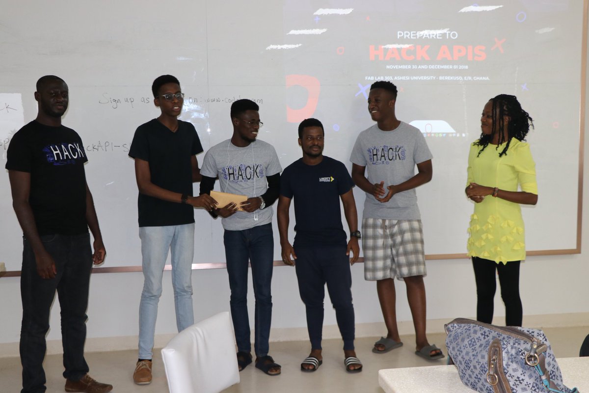 dscashesi's tweet image. Issa Wrap! Congratulations to the top 3 teams in the Hack-API Hackathon (1st & 2nd Place teams consist of @Ashesi students). We saw solutions that blew our minds away! 1st place, Team Dzifa built a system that uses NLP to manipulate picture properties such as color, format etc...