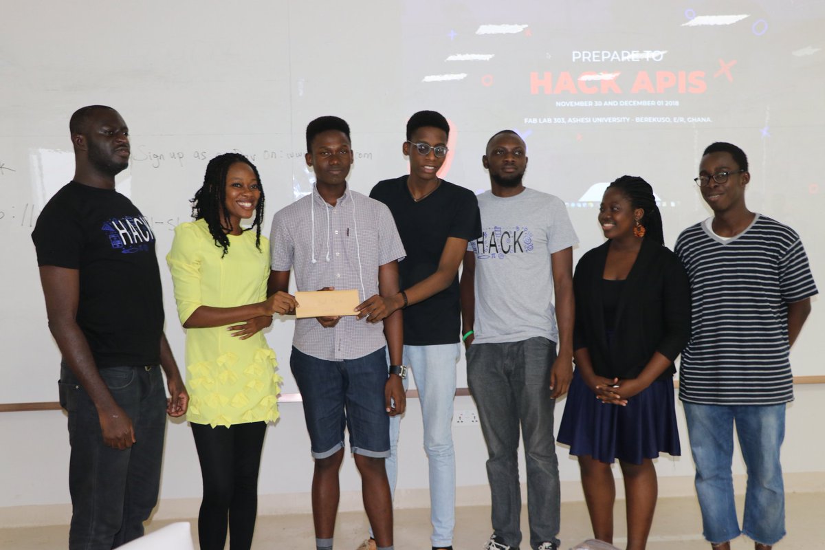 dscashesi's tweet image. Issa Wrap! Congratulations to the top 3 teams in the Hack-API Hackathon (1st & 2nd Place teams consist of @Ashesi students). We saw solutions that blew our minds away! 1st place, Team Dzifa built a system that uses NLP to manipulate picture properties such as color, format etc...