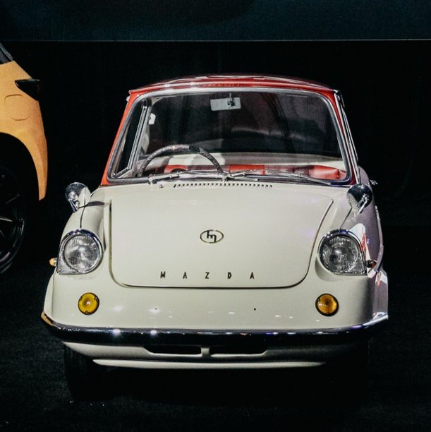 GalpinMazda's tweet photo. Have you ever seen a #Mazda #360R? Stop by the @LAAutoShow to the #HallofCustoms put on by @GalpinAutoSports to see ours!  On display until Dec. 9

#GalpinMazda #GetitatGalpin #Galpin #Mazda 
.
.
.
#MX5 MazdaMX5 #Mazda3 #Mazda6 #MazdaCX3 #CX3 #CX5 #MazdaCX5 #CX9 #MazdaCX9 https://t.co/zJTjFSMS9x