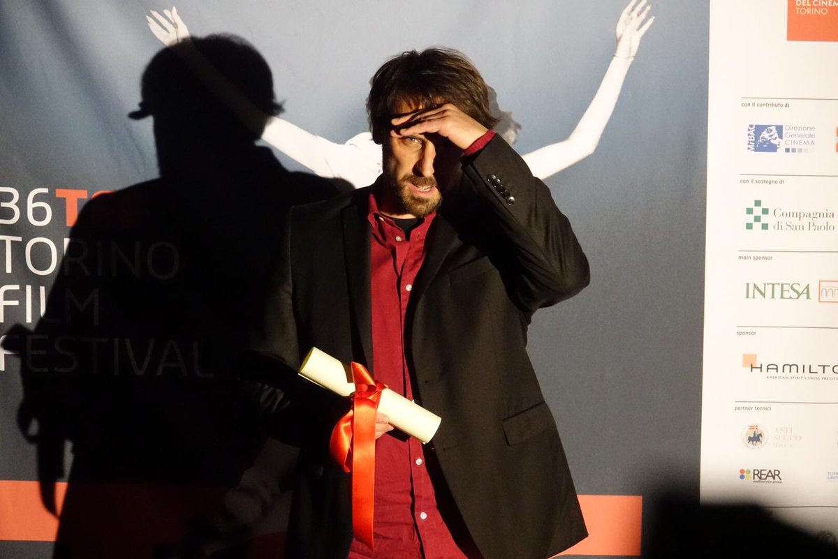 torinofilmfest's tweet photo. La Menzione speciale della giuria del concorso internazionale lungometraggi #TORINO36 va a: #BADPOEMS di Gábor Reisz #TFF36 #closing #1dicembre https://t.co/324I4pBNLK