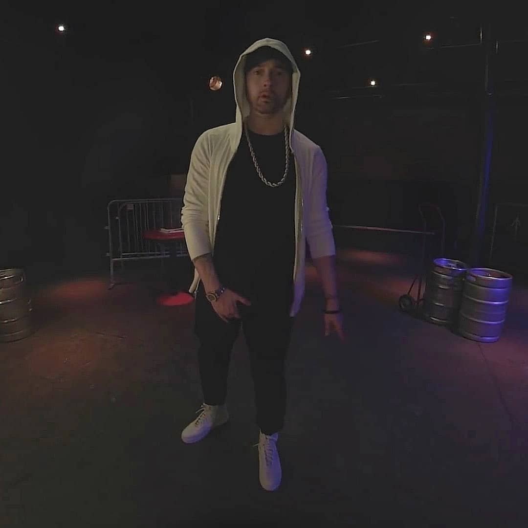 EmSlimShadyNews's tweet photo. Eminem ๐
#Kickofffreestyle https://t.co/2WkmG4fkzk