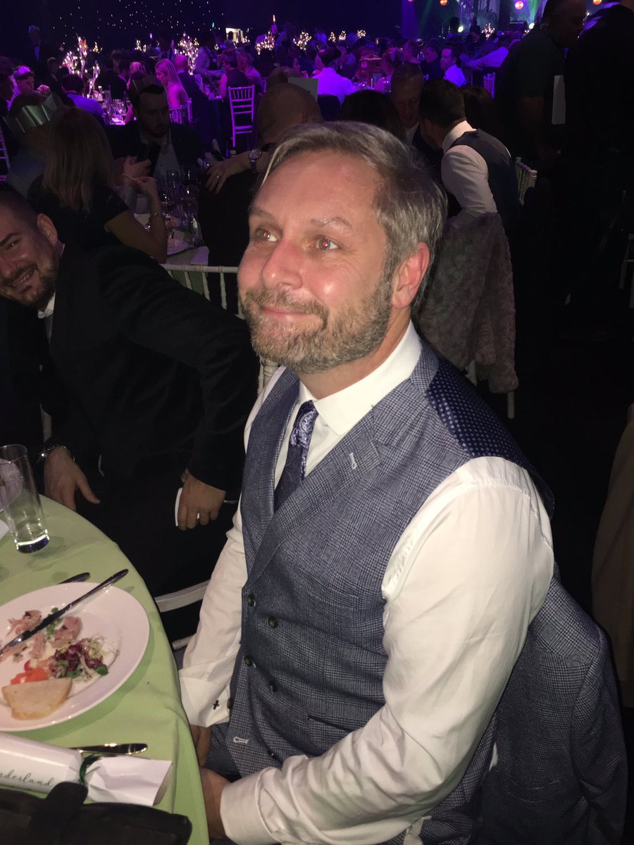 He’s Single and ready to mingle this evening ladies  !!! @necxmas18