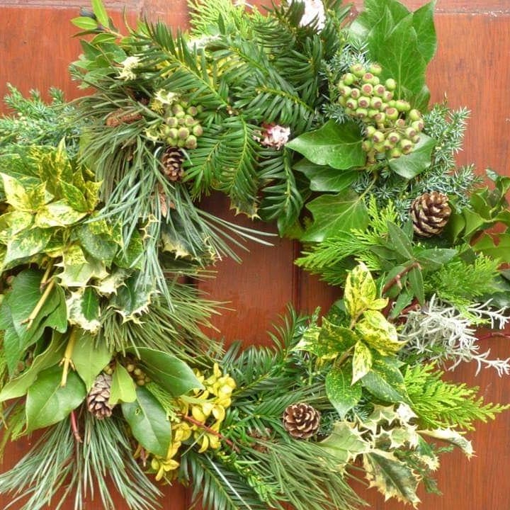 Find us at the @thehumberbridge farmers market tomorrow. We have a wide range of fresh wreaths, natural decorations and plants 
#MadeInYorkshire #GrownInYorkshire
