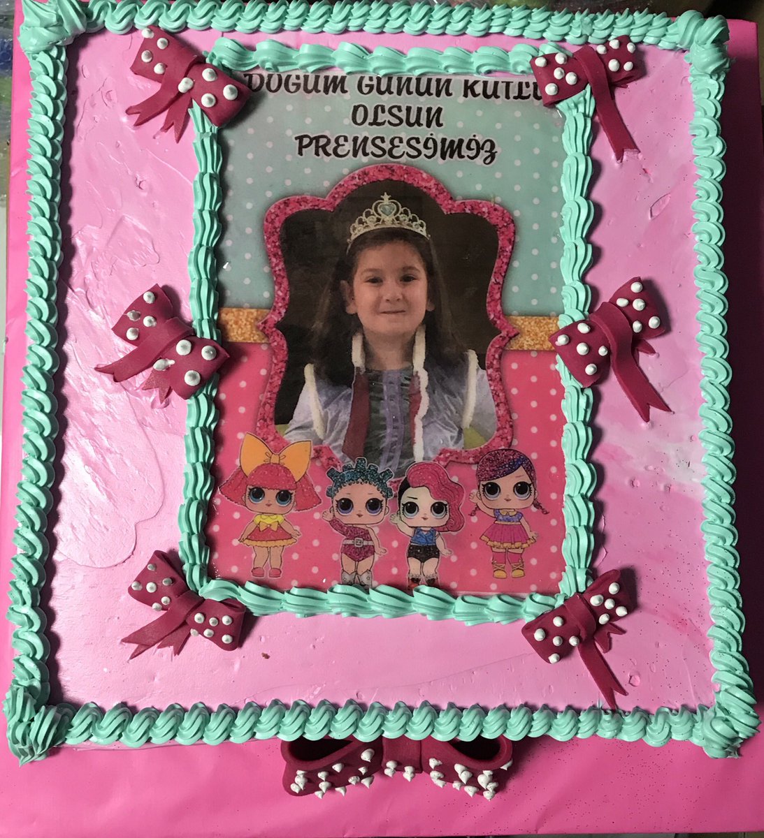 paykoland's tweet photo. Hayatın boyunca tüm güzellikler seninle olsun. Nice mutlu senelere Buse🎀🎈🎊 #iyikidoğdunbuse #happybirthday #eğlence #mutluluk #payko #paykoland #eskişehir https://t.co/ECylyeHkMx