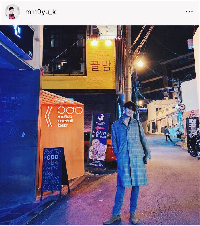 MIN9YUX6's tweet photo. 📍 ตามรอยเซเว่นทีน คิมมินกยู 🐶

" ร้าน Odd bar " ของ ซึลอง 2AM 
— พิกัด Itaewon exit 1

🌟 แนะนำ Lemon drop 💗

*ชั้น 3 บนร้านไก่ที่แนะนำไปในพิน บรรยากาศดีมาก แต่ช่วงนี้อากาศหนาว ก็นั่งอยู่ในร้านเถอะ ㅋㅋㅋㅋ

#MINGYU #SEVENTEEN 
#รีวิวเกาหลี #ตลาดนัดสวนแครอท https://t.co/y4oHbS7CVH