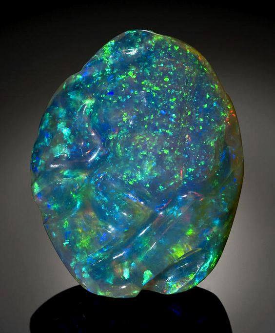 Rare Large Crystal Opal Mintabie, South Australia.
 #Opal #Australia